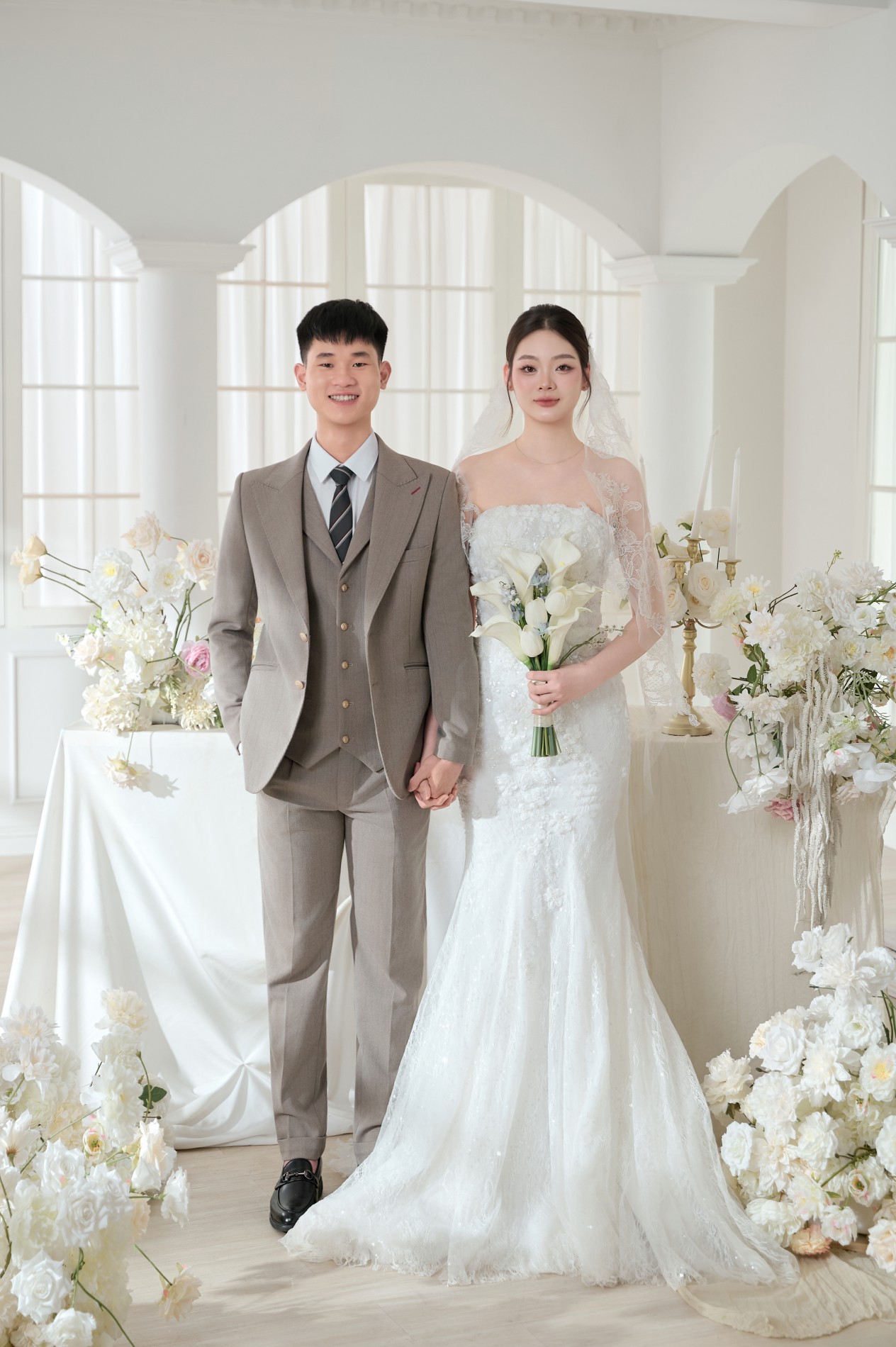 THIỆP CƯƠI KHÁNH HUYỀN- MINH HIẾU (NHÀ TRAI)